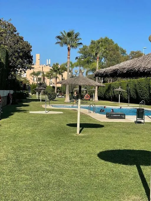 Апартаменты 2Br, 1Bth Flat Near Puerto Banus Марбелья Испания