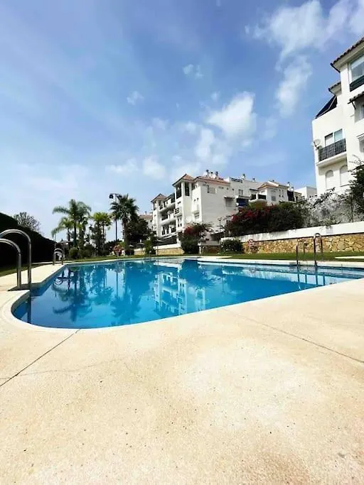 2Br, 1Bth Flat Near Puerto Banus Apartment Marbella