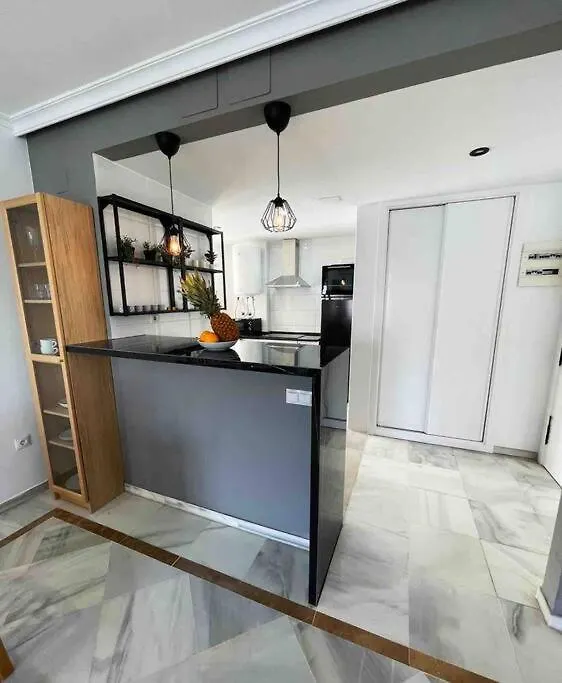 2Br, 1Bth Flat Near Puerto Banus Apartment Marbella Spain